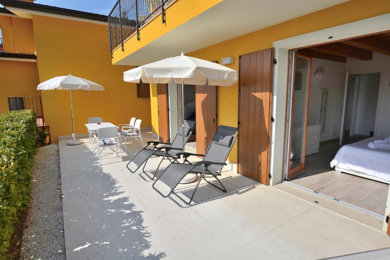 Red Apartment In Marciaga Di Costermano Exterior foto